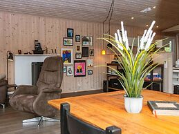 6 Person Holiday Home in Struer-by Traum