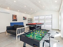 10 Person Holiday Home in Lokken