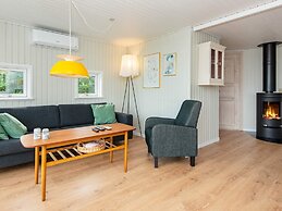 6 Person Holiday Home in Hejls