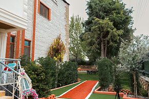 Pamukkale Apollon Garden