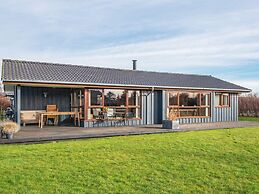 6 Person Holiday Home in Ronde-by Traum