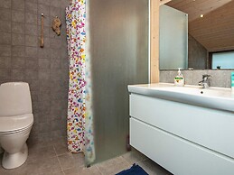 6 Person Holiday Home in Ronde-by Traum