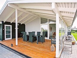 6 Person Holiday Home in Bogense