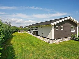 6 Person Holiday Home in Bogense
