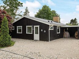 5 Person Holiday Home in Vaeggerlose-by Traum