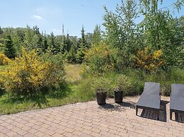 6 Person Holiday Home in Vaeggerlose