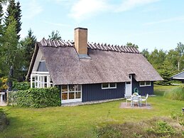 6 Person Holiday Home in Vaeggerlose