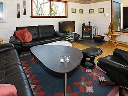 6 Person Holiday Home in Hadsund-by Traum