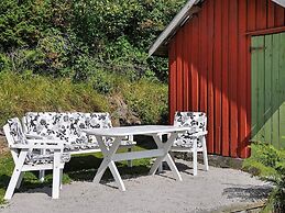 6 Person Holiday Home in Stromstad