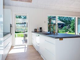 10 Person Holiday Home in Glesborg