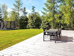 10 Person Holiday Home in Glesborg