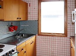 4 Person Holiday Home in Heberg