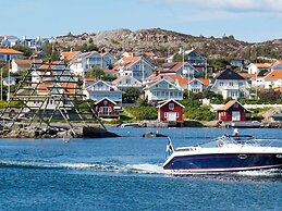 5 Person Holiday Home in Fiskebackskil-by Traum