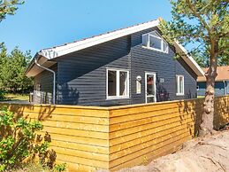 6 Person Holiday Home in Ulfborg