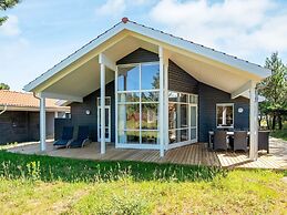 6 Person Holiday Home in Ulfborg