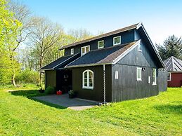6 Person Holiday Home in Hovborg-by Traum