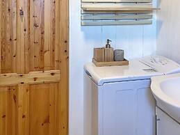 6 Person Holiday Home in Hovborg-by Traum