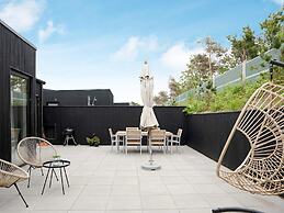 6 Person Holiday Home in Gilleleje