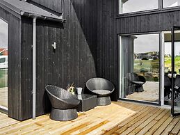 10 Person Holiday Home in Harboore-by Traum