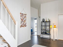 10 Person Holiday Home in Harboore-by Traum