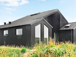 10 Person Holiday Home in Harboore-by Traum