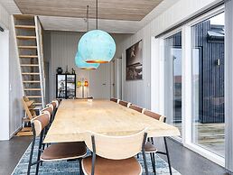 10 Person Holiday Home in Harboore-by Traum