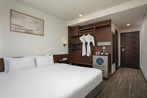 Mangata Beachfront Hotel