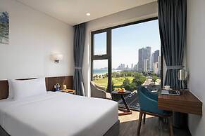 Mangata Beachfront Hotel