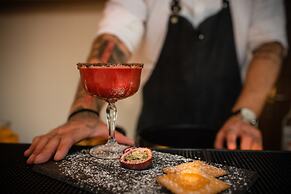 Samian Mare Hotel Suites & Spa