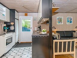 6 Person Holiday Home in Pandrup