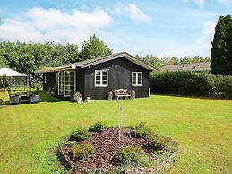 7 Person Holiday Home in Kirke Hyllinge-by Traum