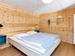 6 Person Holiday Home in Veslos
