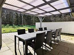 6 Person Holiday Home in Veslos