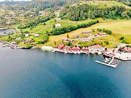 5 Person Holiday Home in Sjernaroy