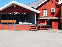 5 Person Holiday Home in Sjernaroy