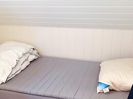 5 Person Holiday Home in Sjernaroy