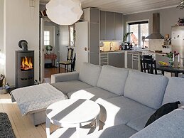 6 Person Holiday Home in Hovmantorp