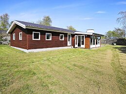 6 Person Holiday Home in Gilleleje