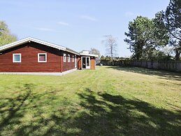 6 Person Holiday Home in Gilleleje