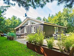 8 Person Holiday Home in Ringkobing