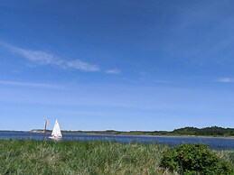 6 Person Holiday Home in Hojslev