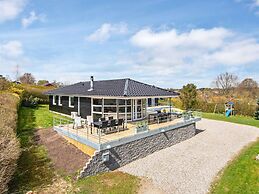 Luxury Retreat in Hejlsminde - By Traum