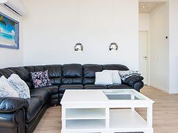 10 Person Holiday Home in Sjolund