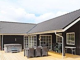 8 Person Holiday Home in Hadsund