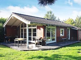 8 Person Holiday Home in Logstor