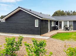 8 Person Holiday Home in Hadsund-by Traum