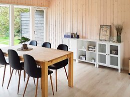 8 Person Holiday Home in Hadsund-by Traum