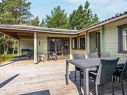 6 Person Holiday Home in Romo-by Traum