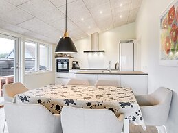 6 Person Holiday Home in Laeso-by Traum