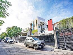 OYO Flagship  90789 Genteng Residence